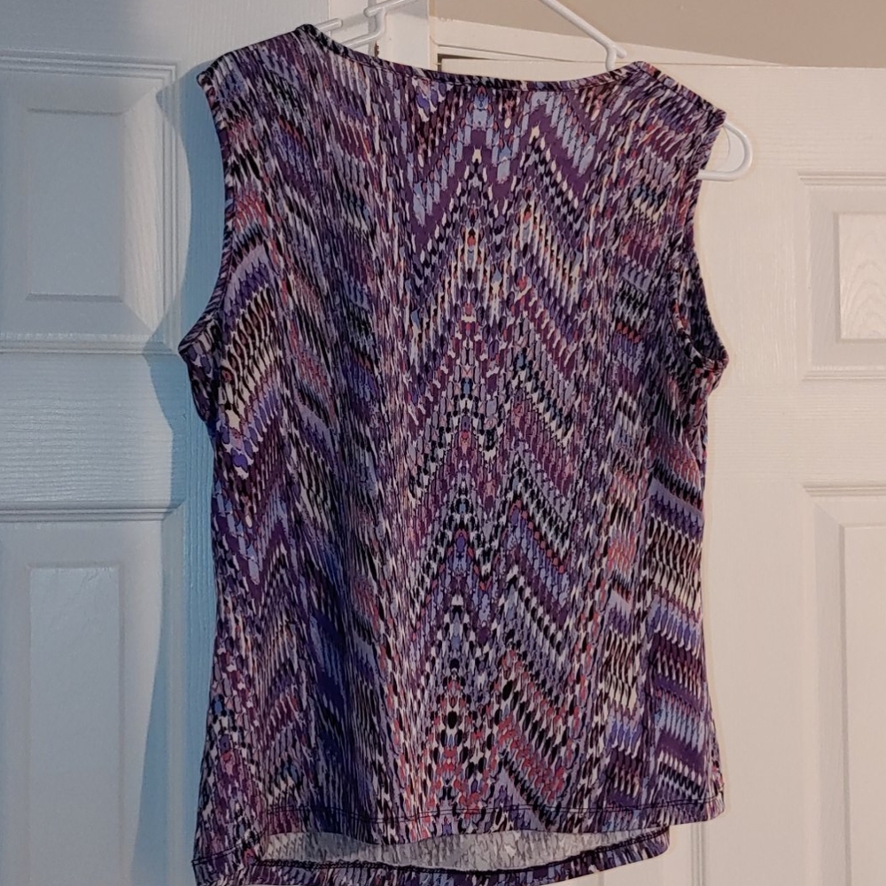 Blouse - Picture 2 of 3